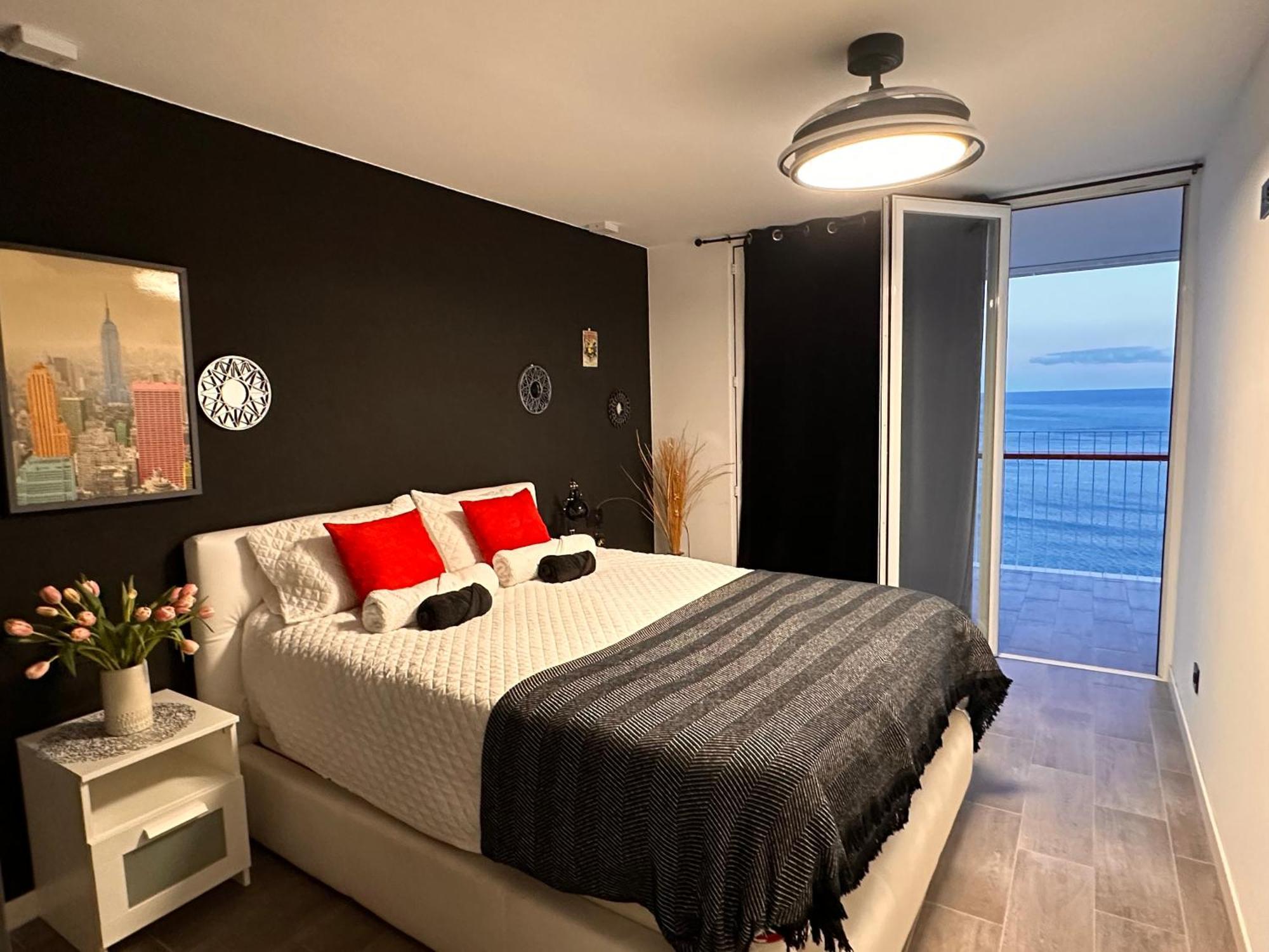 Excellent View Julia Apartment Alicante Exterior foto